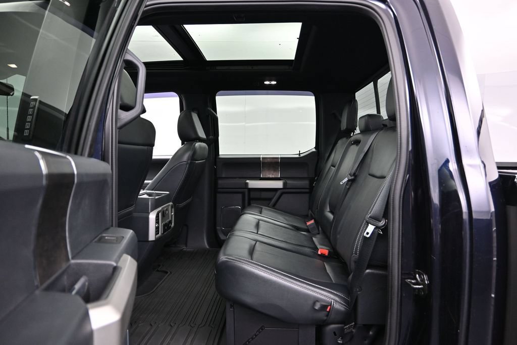 Used 2022 Ford F250 Lariat w/ Black Appearance Package AWD/4WD image 17