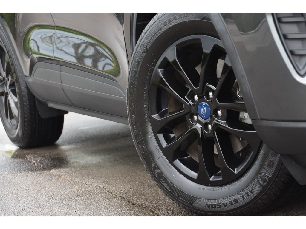 Used 2020 Ford Escape SE FWD image 10