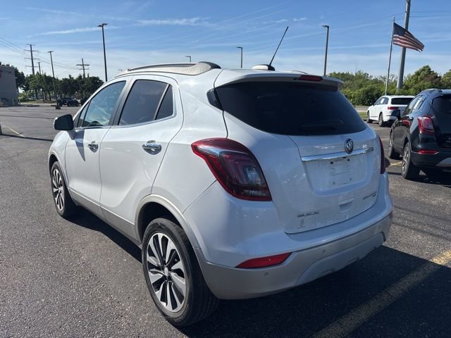 Used 2018 Buick Encore Premium AWD/4WD image 3