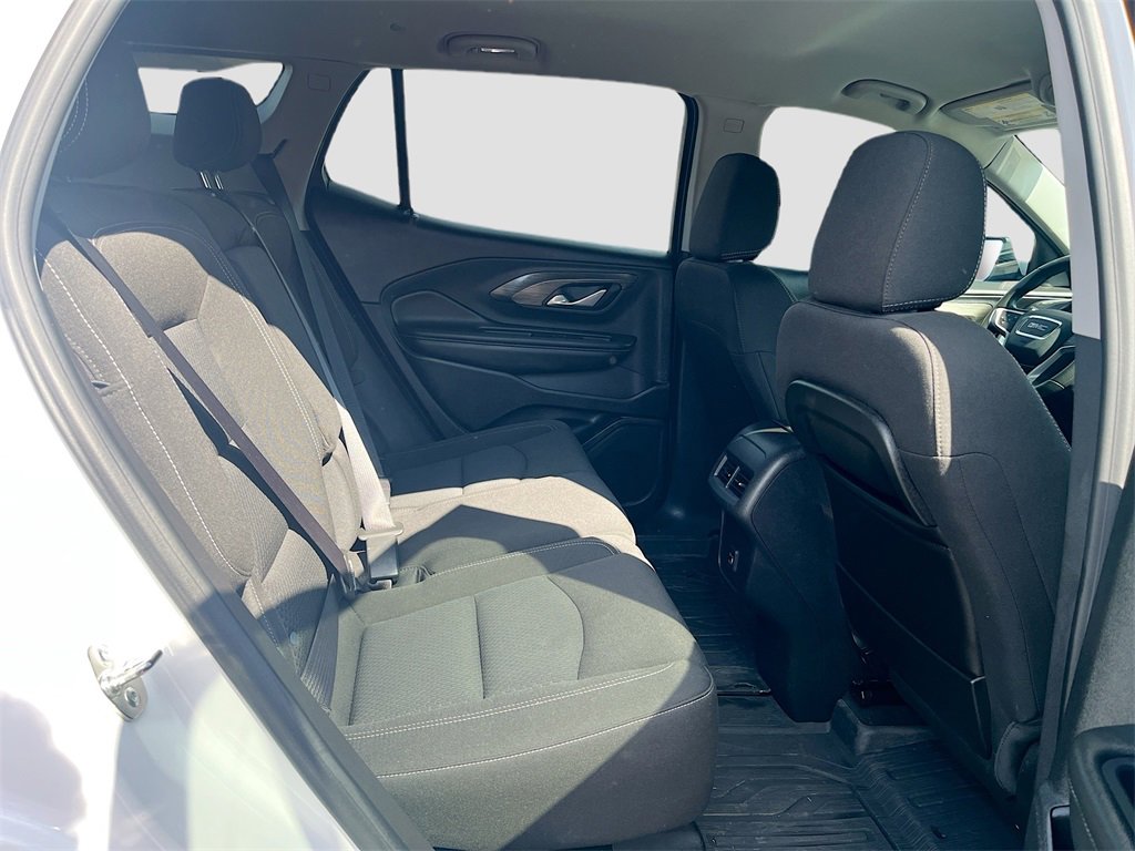 Used 2024 GMC Terrain SLE w/ LPO, Floor Liner Package image 26