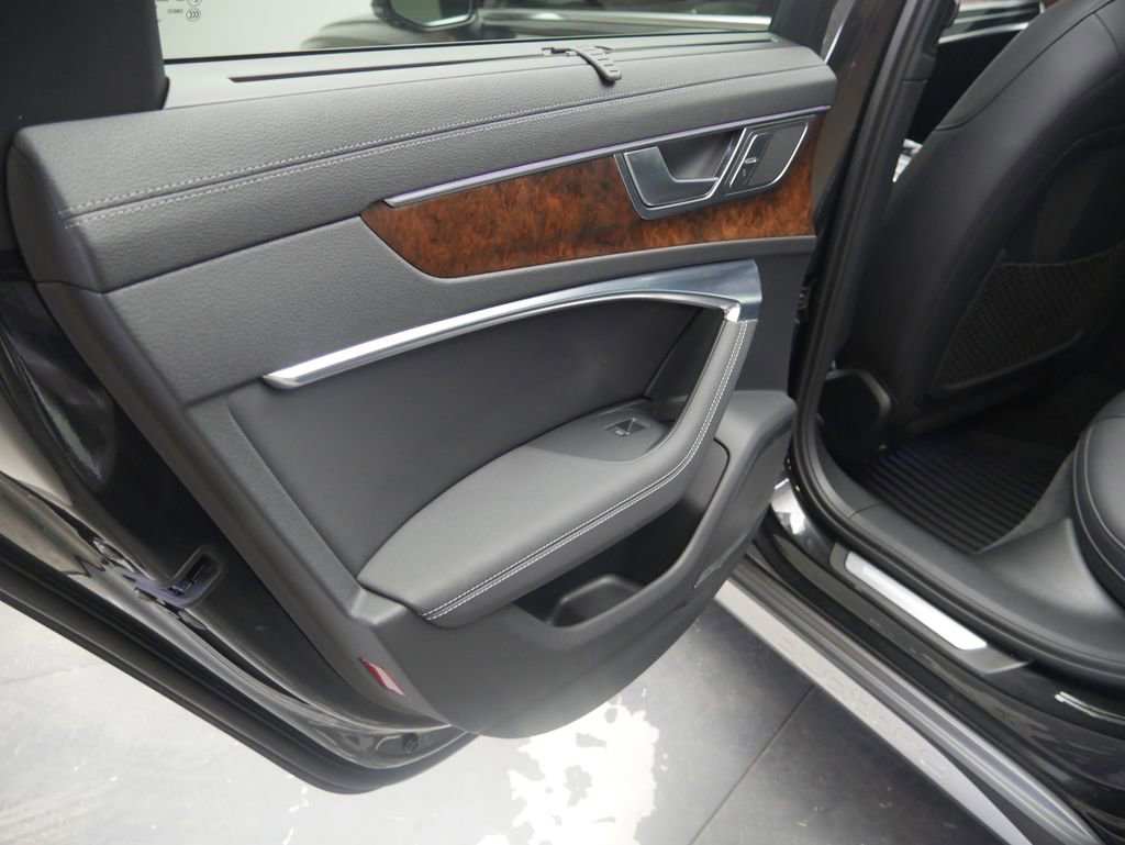 Used 2020 Audi A6 3.0T allroad Premium Plus w/ Driver Assistance Package image 18