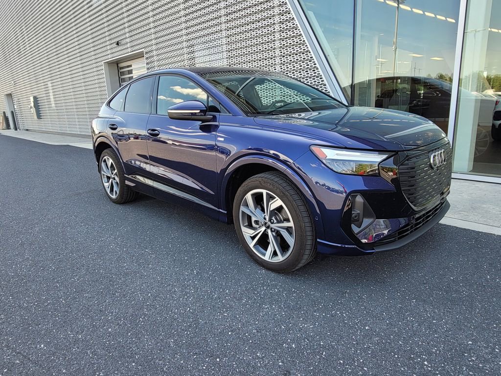 Certified 2023 Audi Q4 e-tron Premium Plus w/ Premium Plus AWD/4WD image 2