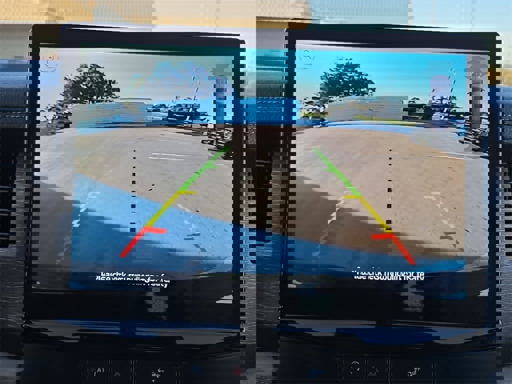 Used 2024 Ford Expedition Max Limited image 24