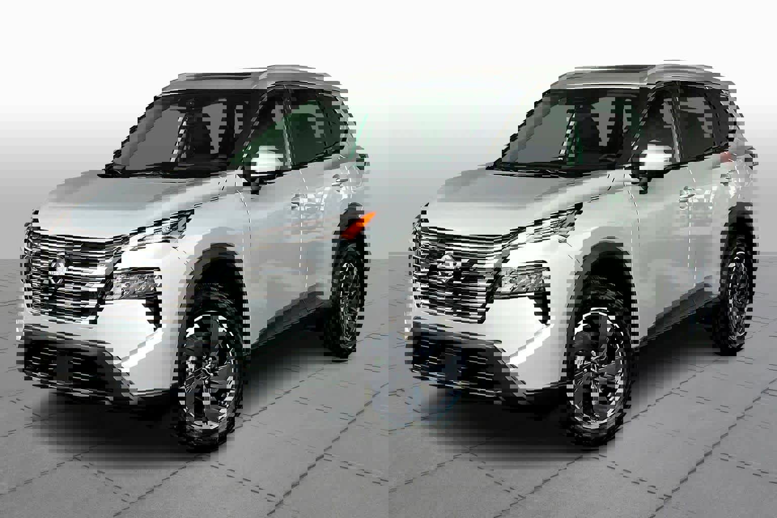 Used 2025 Nissan Rogue SV w/ SV Premium Package