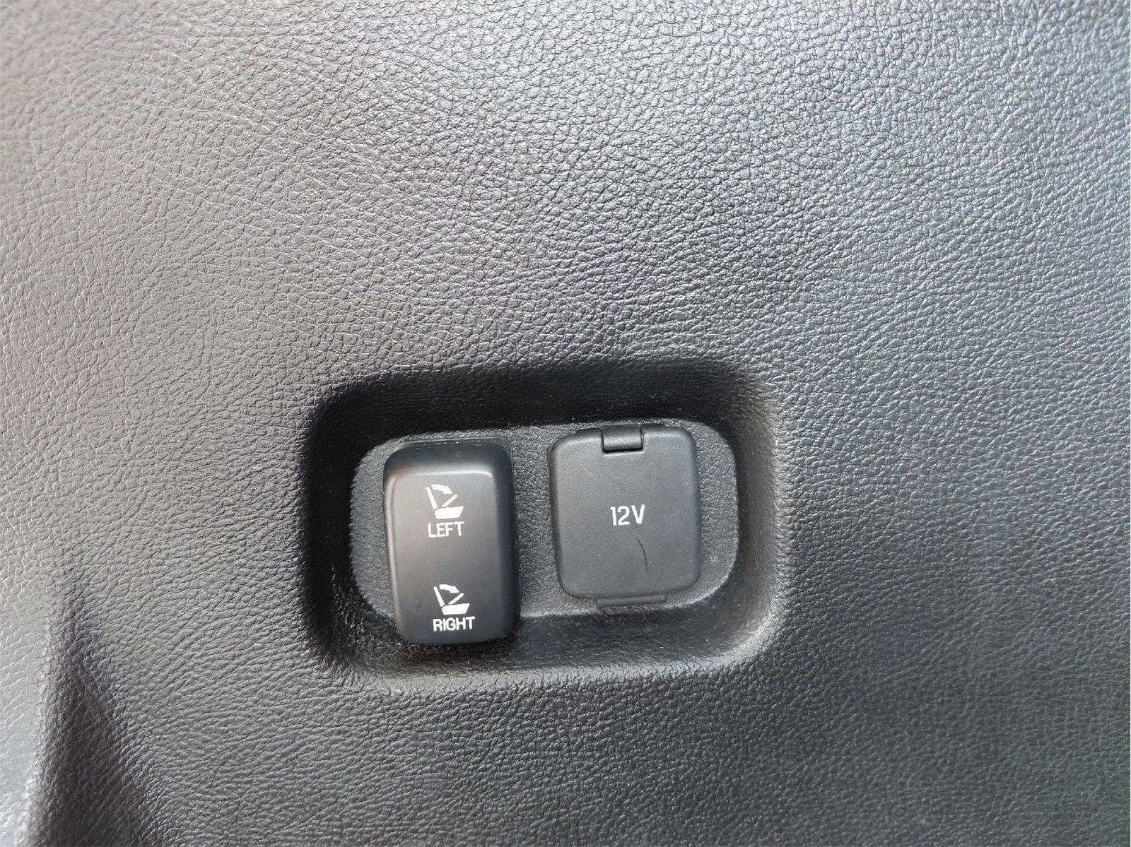 Used 2024 Ford Edge Titanium AWD/4WD image 23