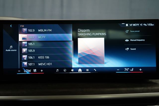 Used 2024 BMW X7 xDrive40i w/ Executive Package AWD/4WD image 39