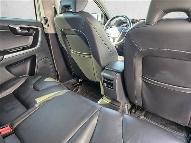 Used 2016 Volvo XC60 T5 Platinum AWD/4WD image 15