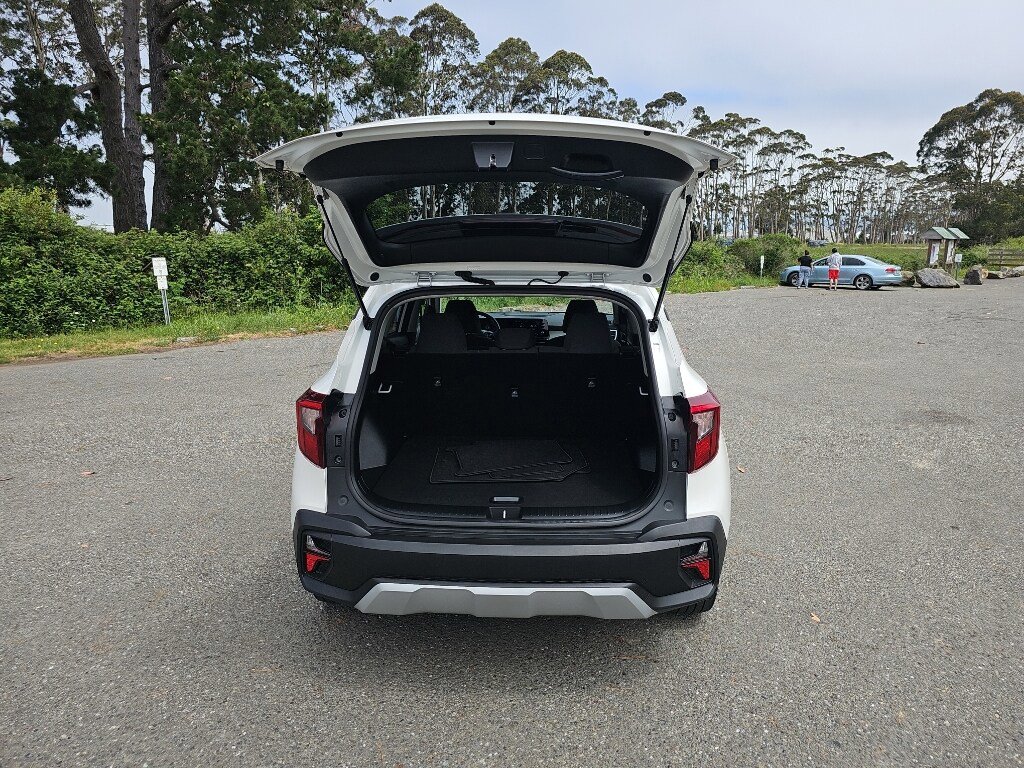 Used 2025 Kia Seltos LX AWD/4WD image 5