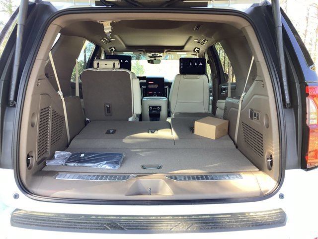New 2026 GMC Yukon Denali w/ Denali Reserve Package AWD/4WD image 24