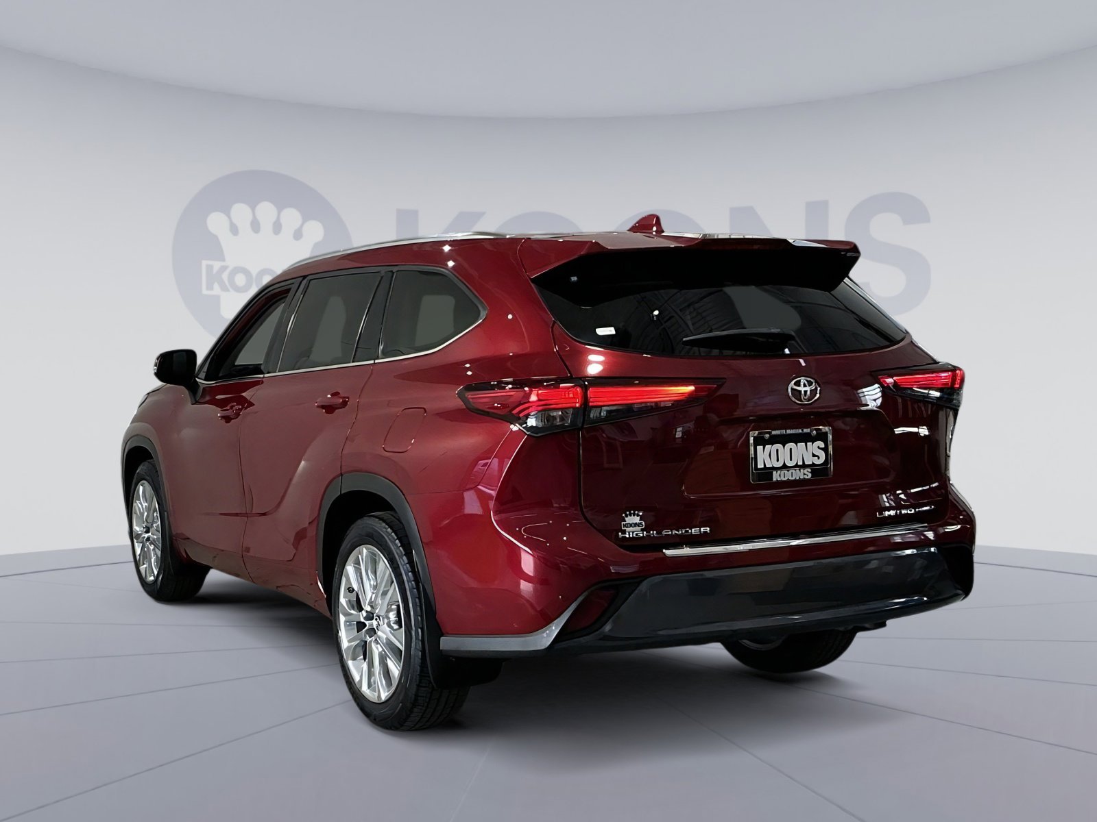 Used 2020 Toyota Highlander Limited image 14