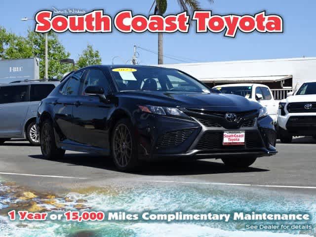 Certified 2023 Toyota Camry SE FWD image 1