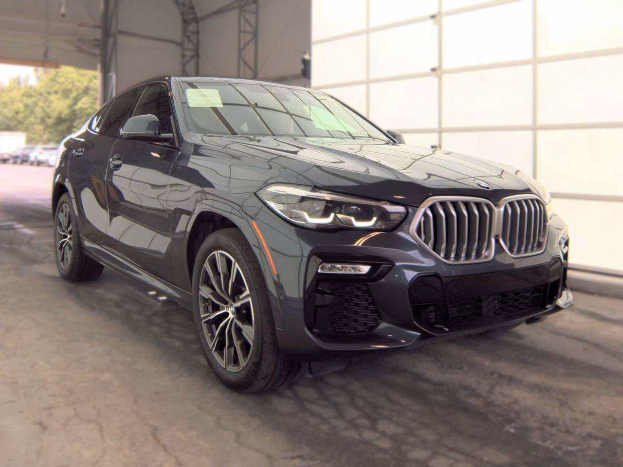 Used 2021 BMW X6 xDrive40i w/ M Sport Package