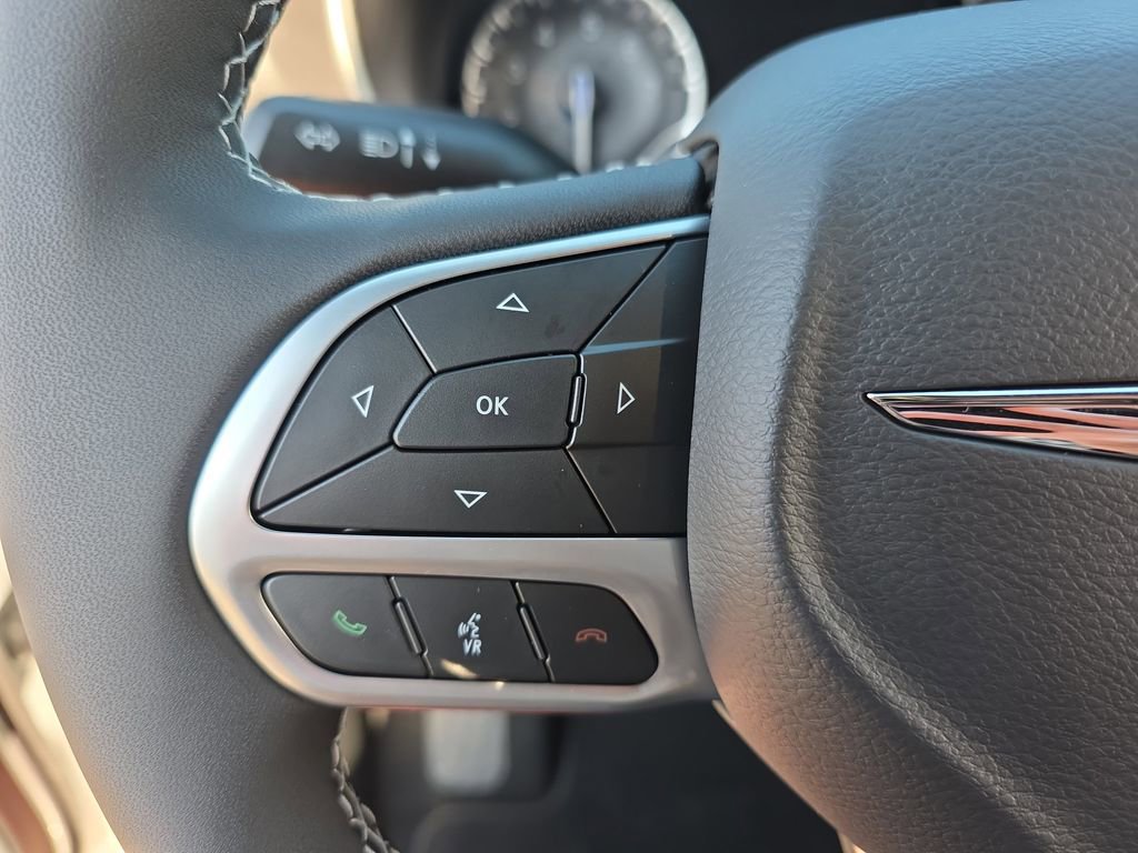 New 2026 Chrysler Pacifica Select image 19