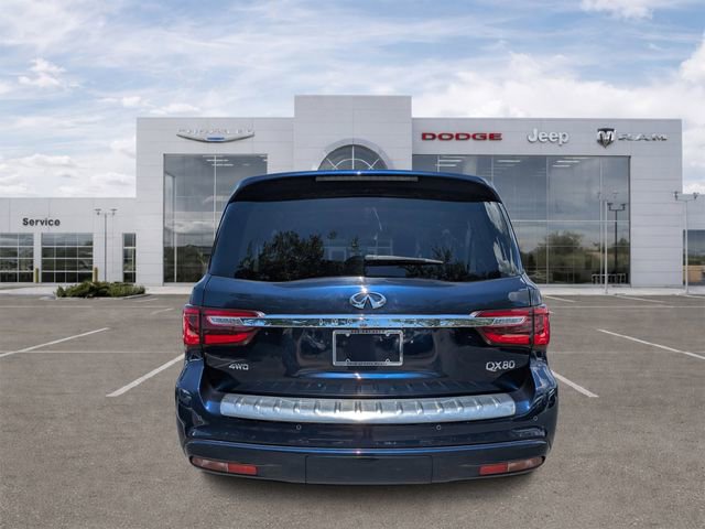 Used 2021 INFINITI QX80 Luxe w/ Cargo Package AWD/4WD image 4