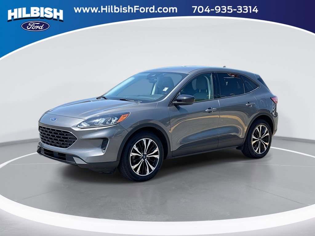 Used 2022 Ford Escape SE w/ SE Sport Appearance Package FWD image 1