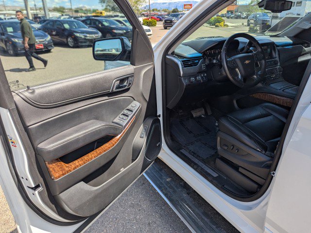 Used 2015 Chevrolet Tahoe LTZ AWD/4WD image 8