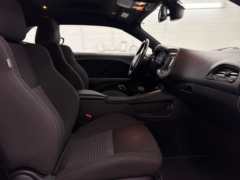 Used 2023 Dodge Challenger GT RWD image 29
