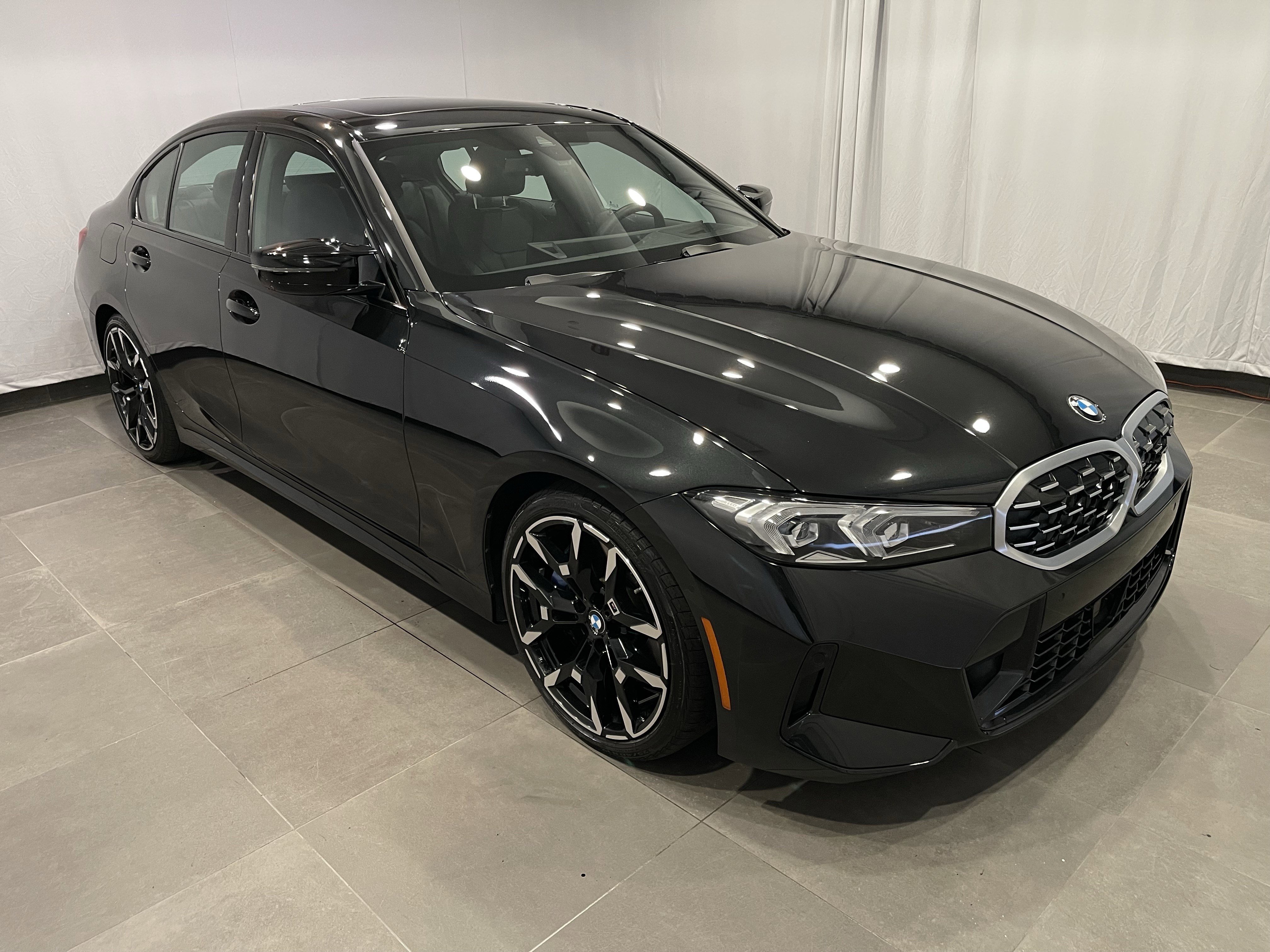 Used 2025 BMW M340i image 3
