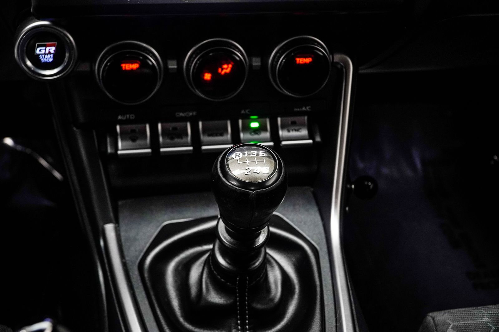 Used 2022 Toyota GR86 image 20