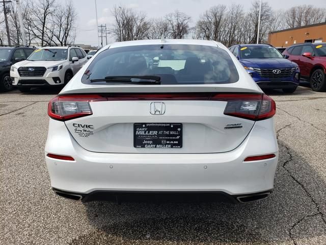 Used 2023 Honda Civic Sport Touring image 4