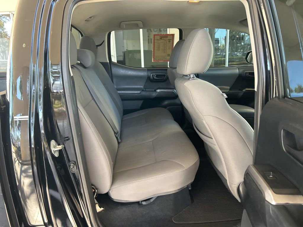 Used 2017 Toyota Tacoma SR5 w/ Tow Package image 26