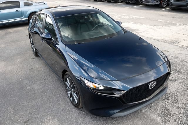 Used 2020 MAZDA MAZDA3 Hatchback w/ Preferred Package FWD image 18