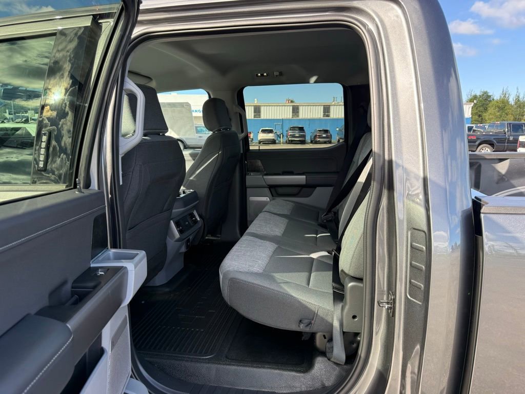 New 2026 Ford F350 XLT image 25