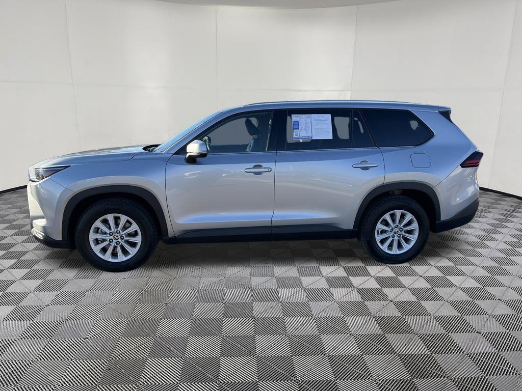Used 2025 Toyota Grand Highlander AWD image 5