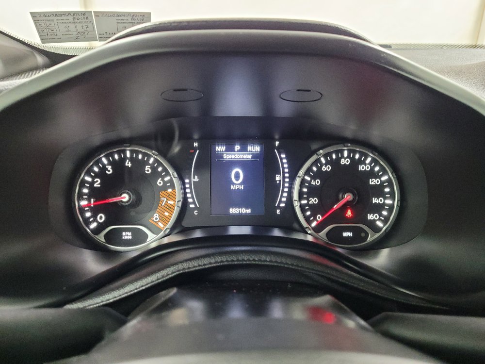 Used 2020 Jeep Renegade Latitude AWD/4WD image 23