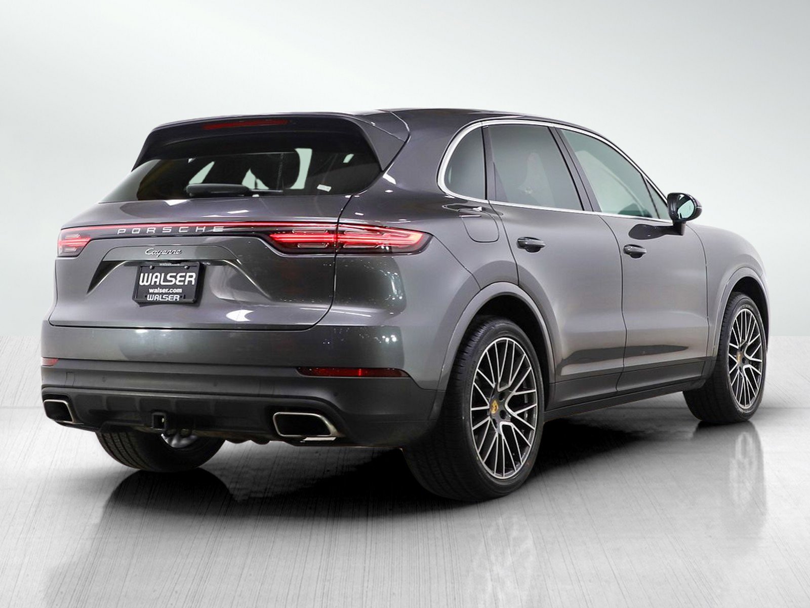 Used 2021 Porsche Cayenne w/ Premium Package Plus AWD/4WD image 7