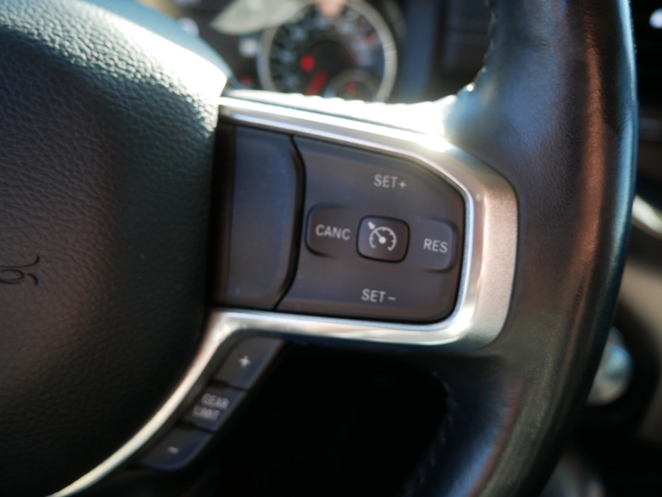 Certified 2021 RAM 1500 Laramie image 25