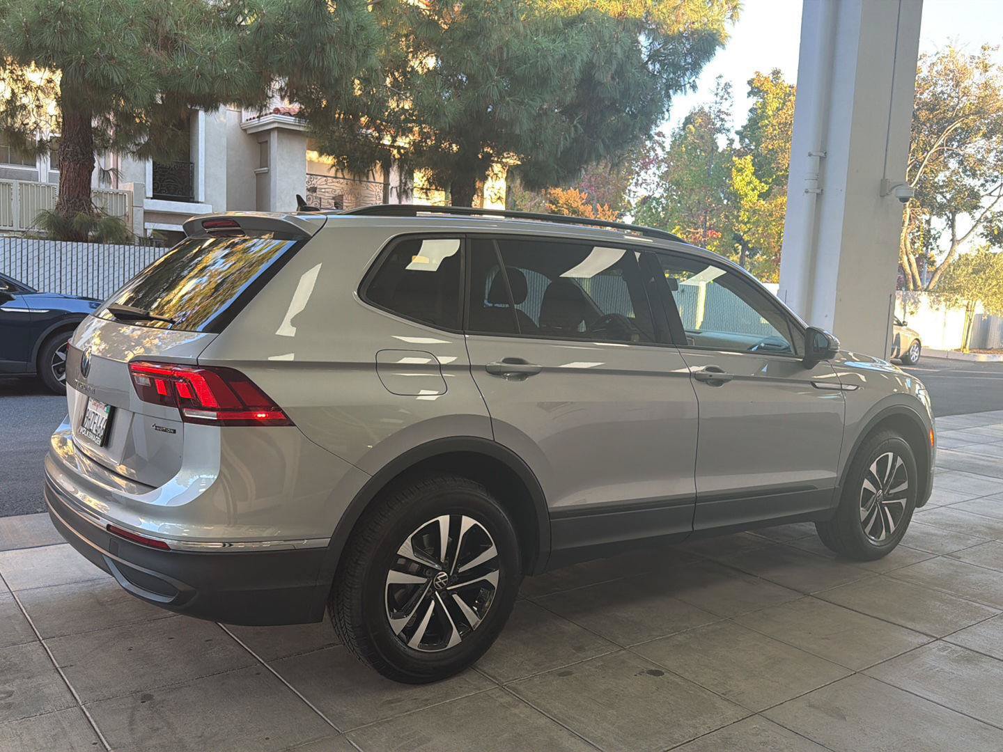 Certified 2022 Volkswagen Tiguan S AWD/4WD image 5