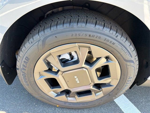 New 2026 Kia Carnival SX image 13