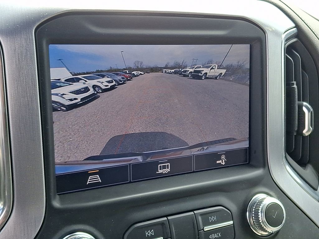 Used 2022 GMC Sierra 2500 SLT w/ Driver Alert Package I AWD/4WD image 4