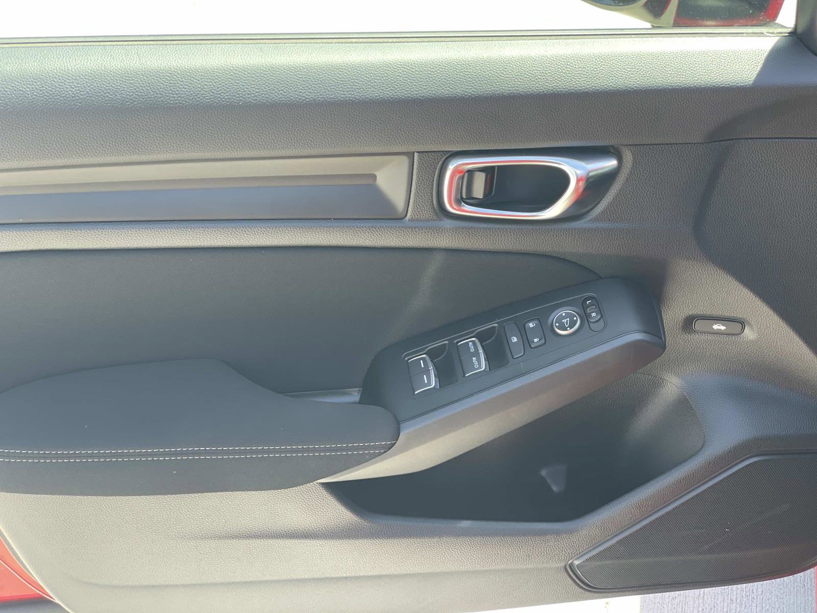 Certified 2025 Honda Civic Sport image 13