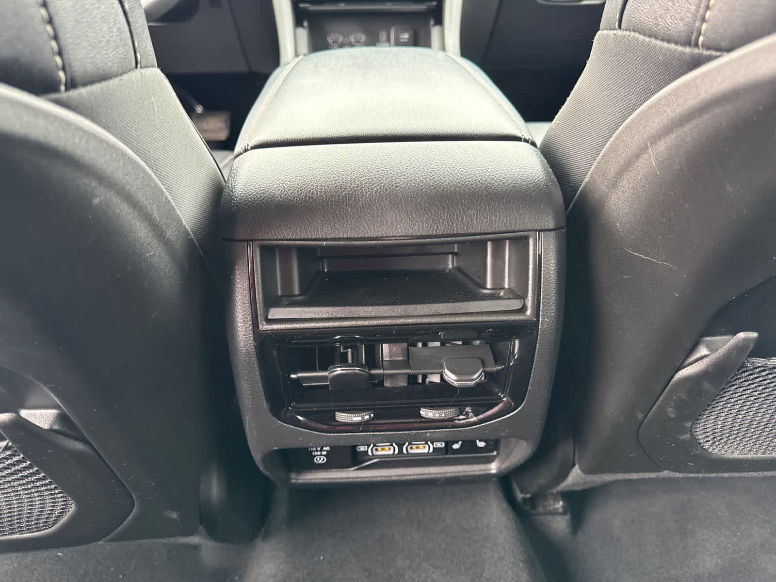 Used 2023 Jeep Grand Cherokee 4WD 4xe w/ Luxury Tech Group II image 33