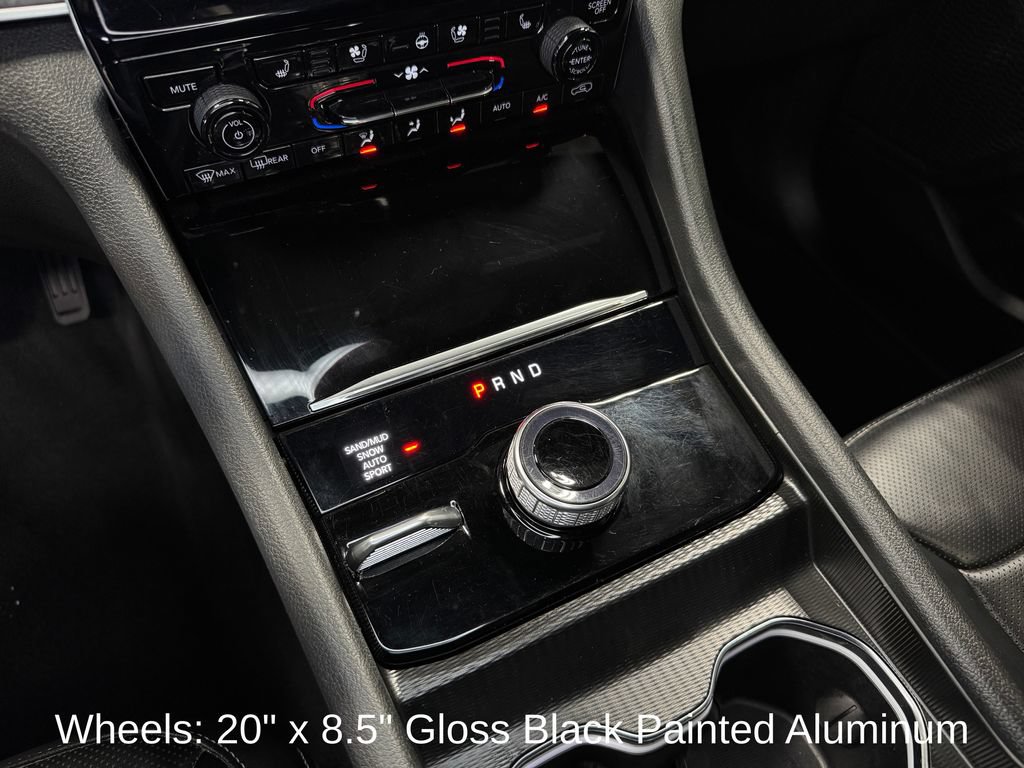 Used 2024 Jeep Grand Cherokee Limited w/ Luxury Tech Group II AWD/4WD image 19