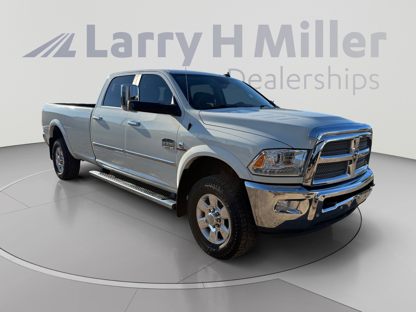 Used 2016 RAM 3500 Laramie Longhorn AWD/4WD image 7