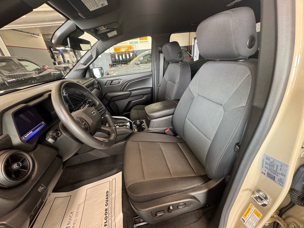 Used 2023 Chevrolet Colorado Trail Boss w/ Advanced Trailering Package image 18