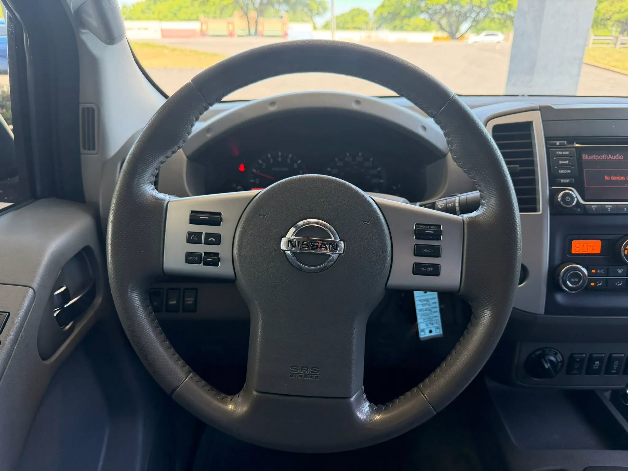 Used 2016 Nissan Frontier SV w/ SV Value Truck Package AWD/4WD image 10