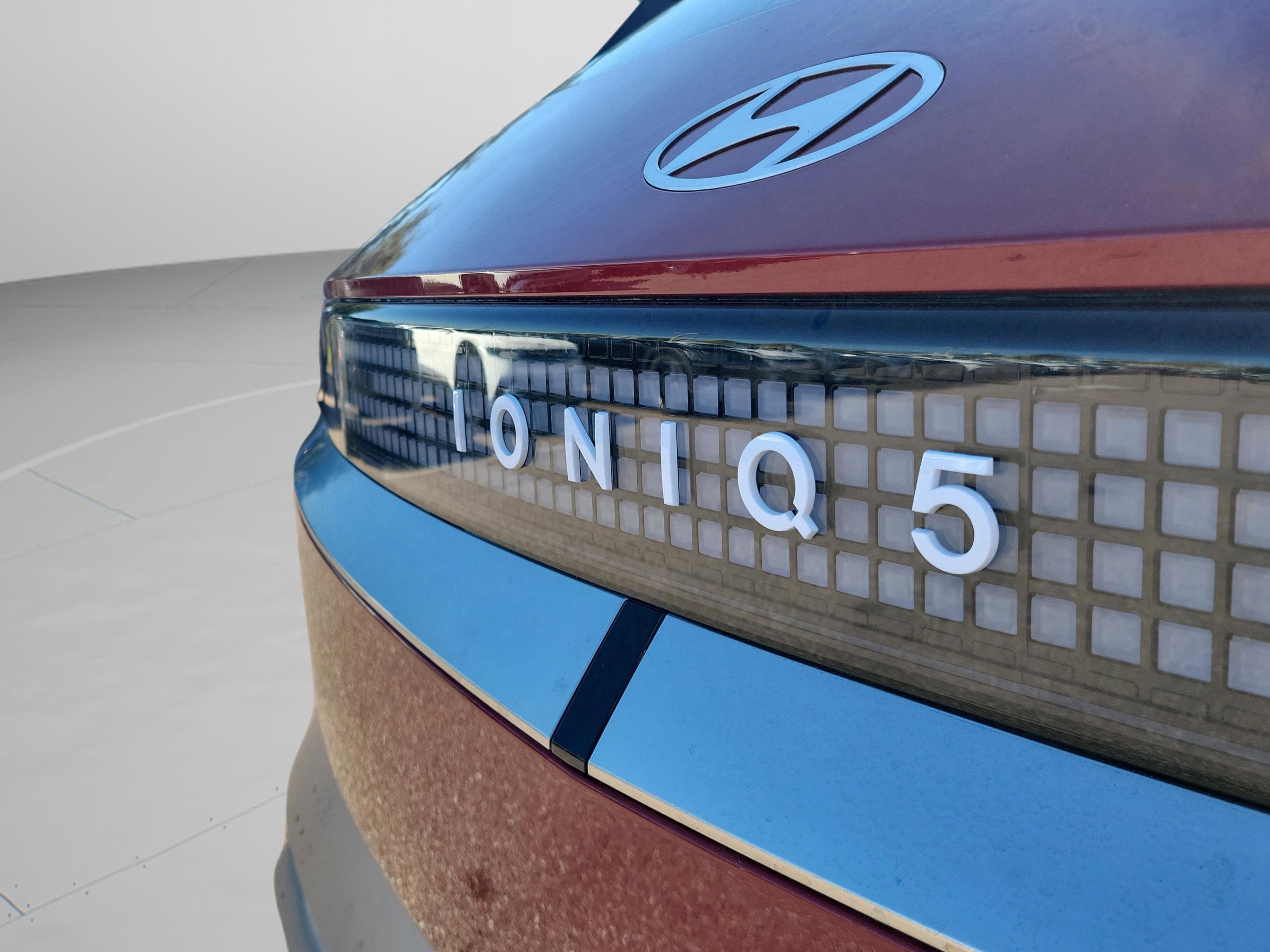 New 2026 Hyundai Ioniq 5 Limited image 8