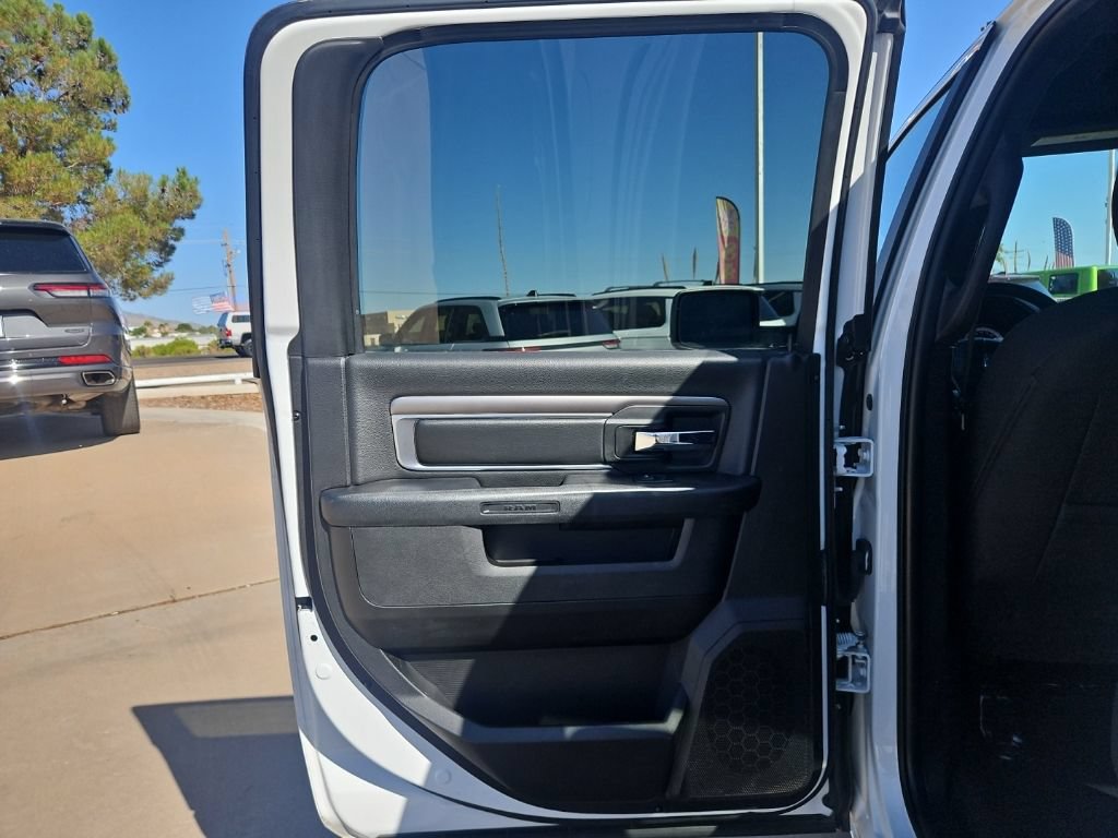 Used 2024 RAM 1500 Classic Warlock RWD image 14