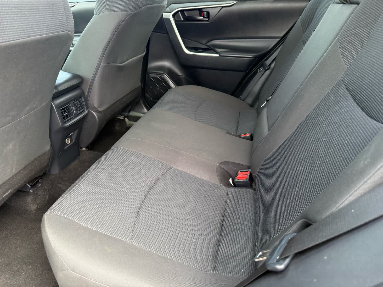 Used 2025 Toyota RAV4 LE AWD/4WD image 19