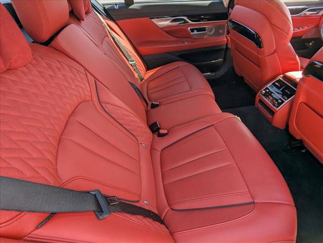 Used 2019 BMW M760i xDrive w/ Luxury Rear Seating Package image 21