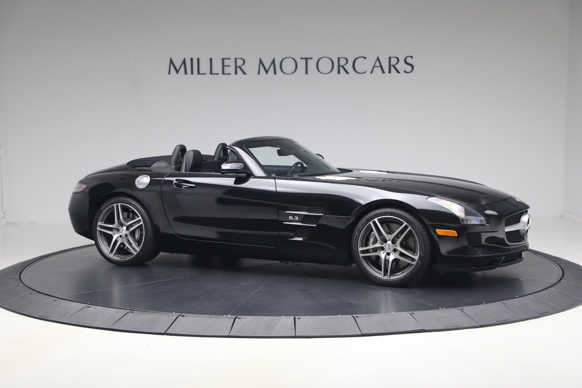 Used 2012 Mercedes-Benz SLS AMG Roadster image 10