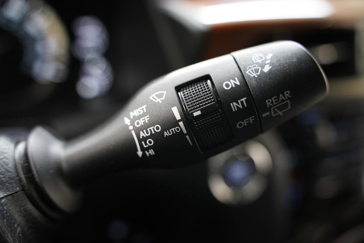 Used 2016 Lexus LX 570 4WD w/ Luxury Package image 14