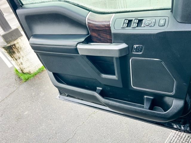 Used 2017 Ford F350 Platinum w/ Platinum Ultimate Package image 14