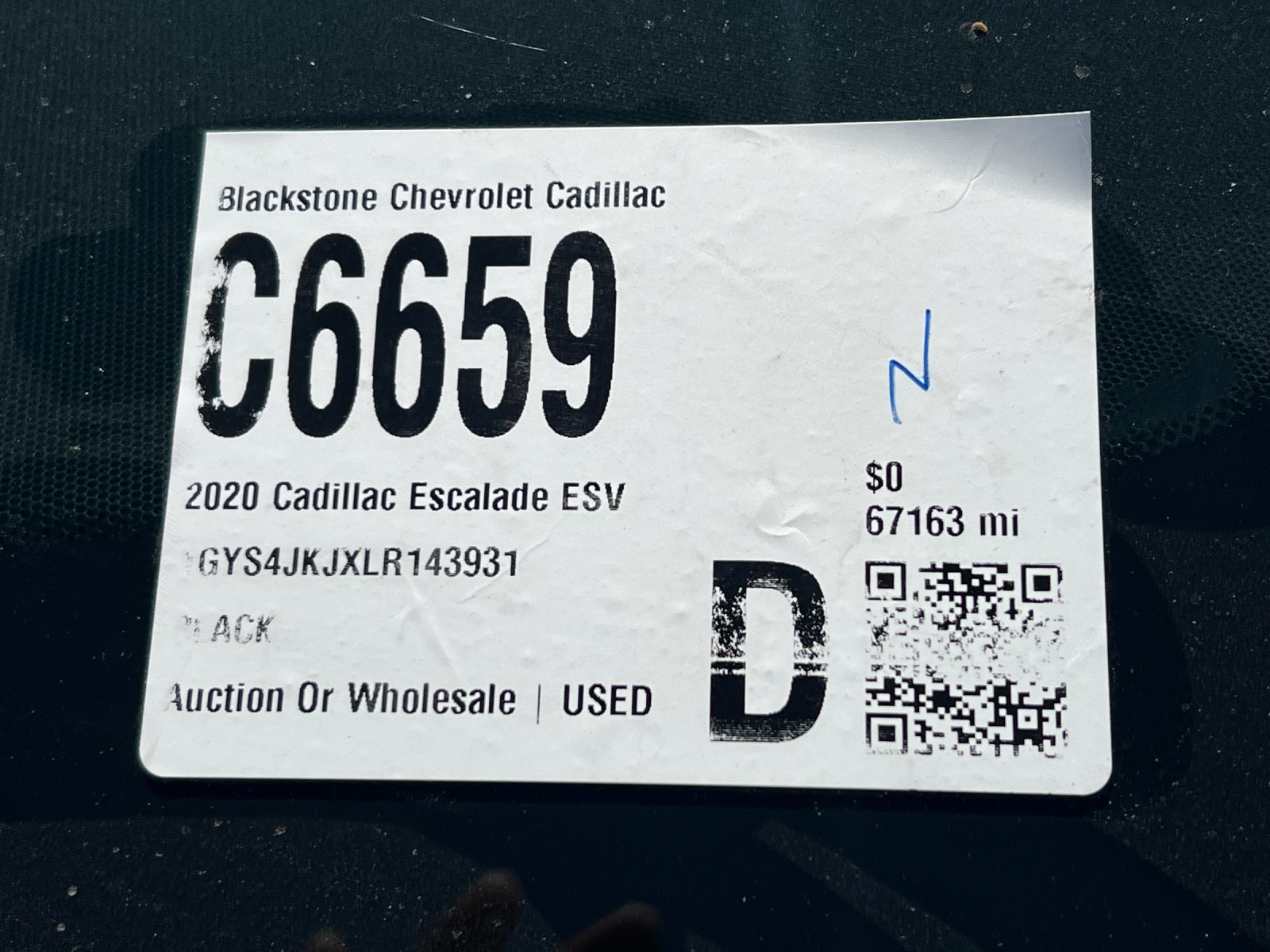 Used 2020 Cadillac Escalade ESV Premium Luxury AWD/4WD image 3
