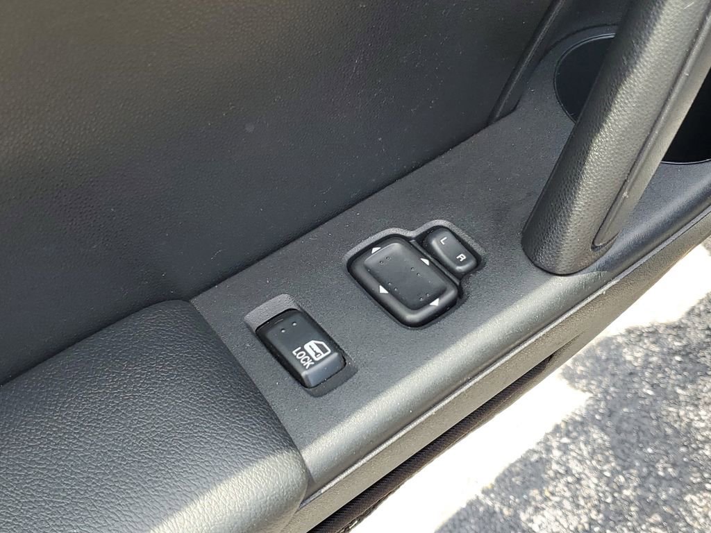 Used 2013 MAZDA MX-5 Miata Sport RWD image 19