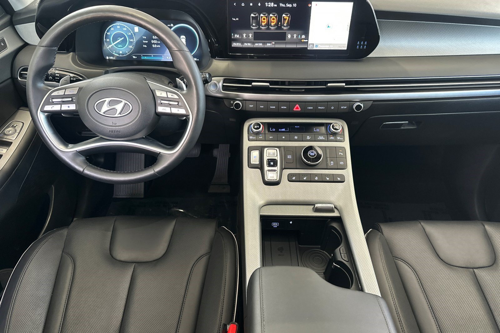 Used 2023 Hyundai Palisade SEL FWD image 17